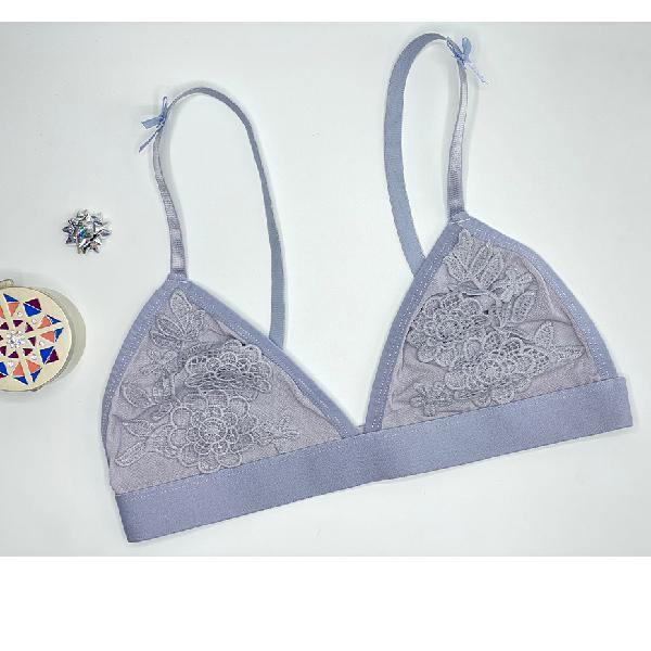 Ladies Double Layered Bra Triangle Cup Soft Lace Wire Free Non Padded Bralette